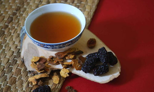 食用活性炭的功效和注意事项