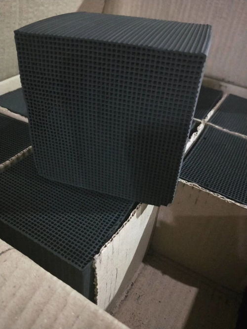 吃活性炭的作用和坏处