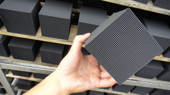 蜂窝活性炭100x100x100