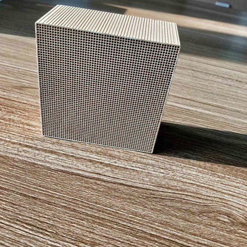 深圳通化耐水蜂窝活性炭